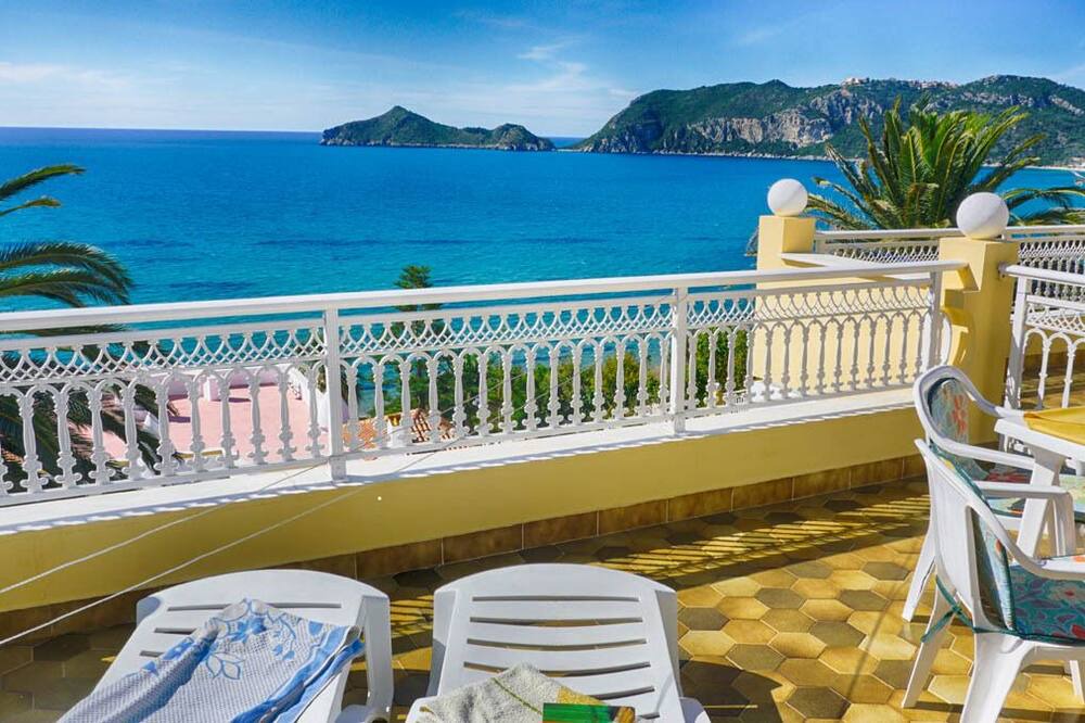 Photo of Patio Balcony in Agios Georgios Pagon