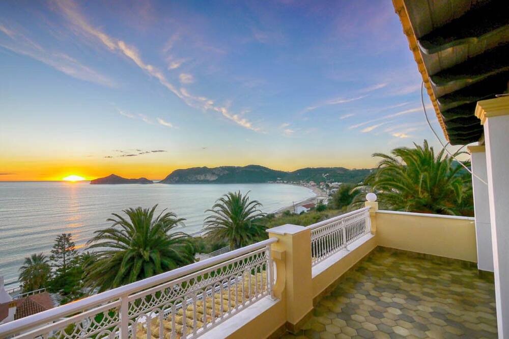 Photo of Patio Balcony in Agios Georgios Pagon