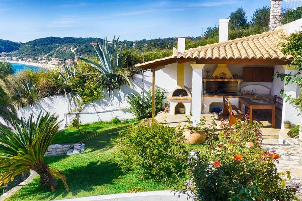 Photo of Outdoor in Agios Georgios Pagon