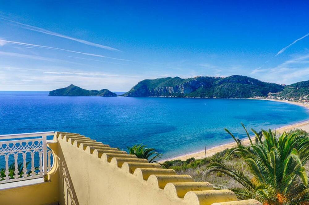 Photo of Patio Balcony in Agios Georgios Pagon