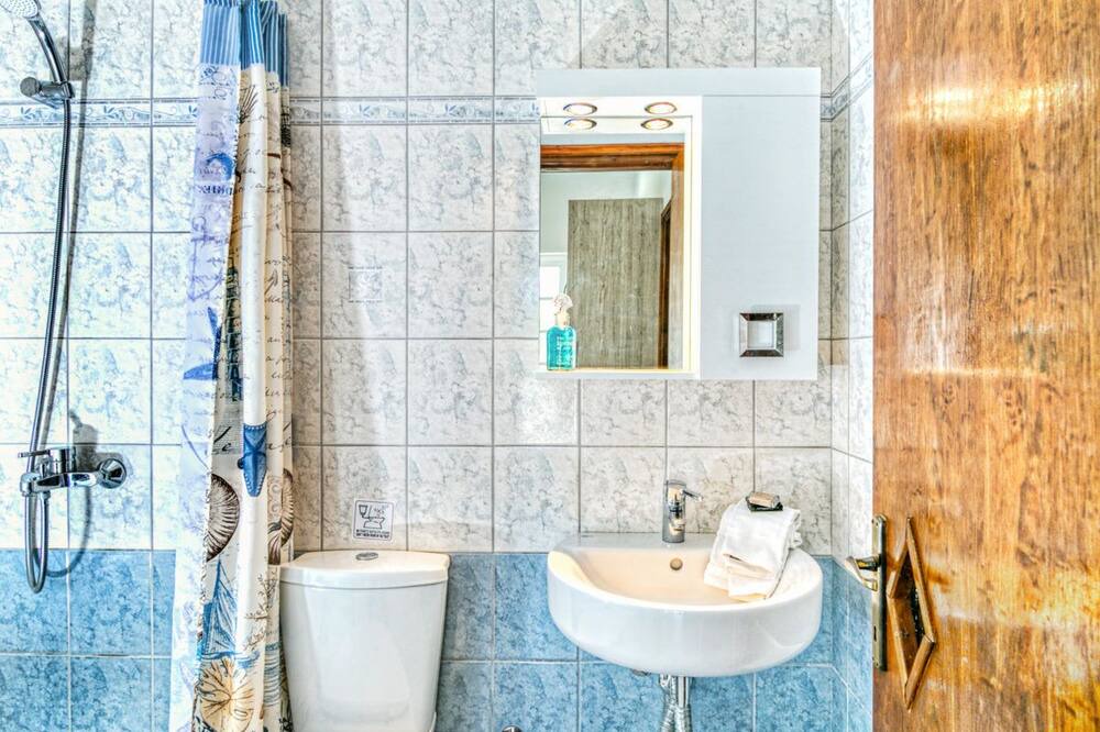 Photo of Bathroom in Agios Georgios Pagon