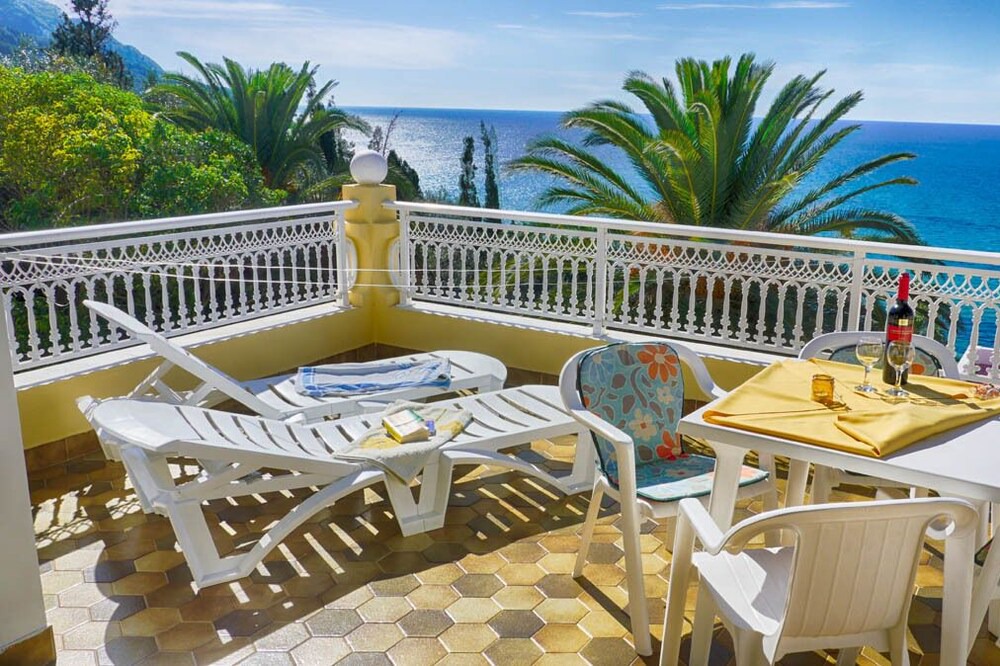 Photo of Patio Balcony in Agios Georgios Pagon