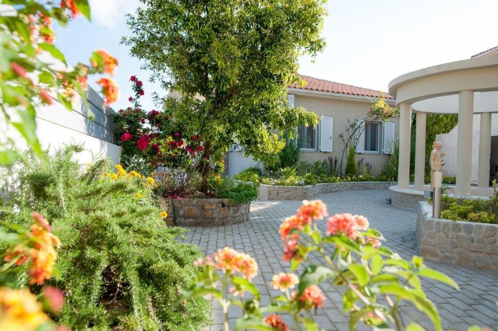 Photo of Outdoor in Foinikounta
