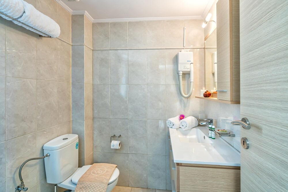 Photo of Bathroom in Kardamyla