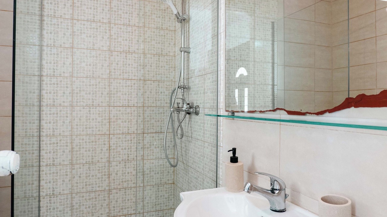 Photo of Bathroom in Parelia