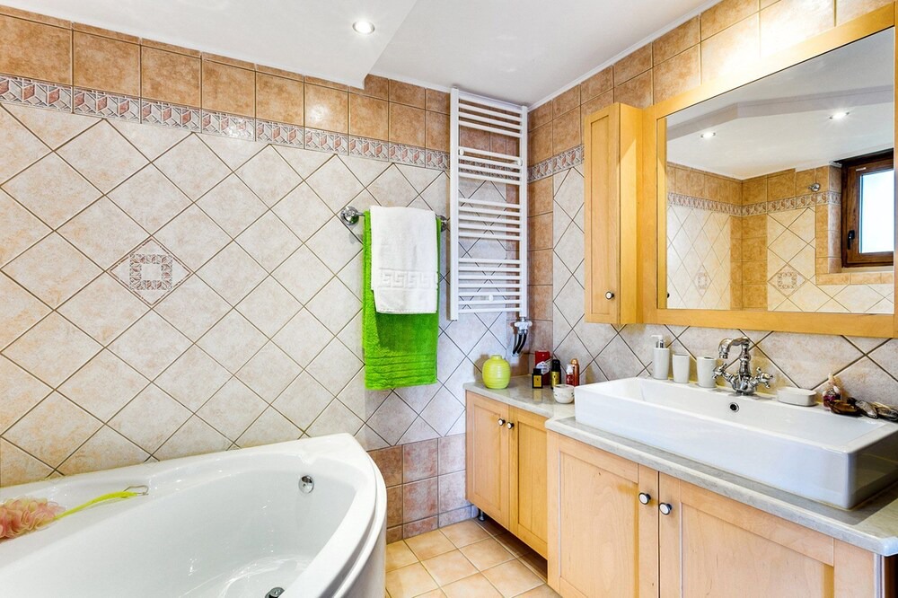 Photo of Bathroom in Kavros