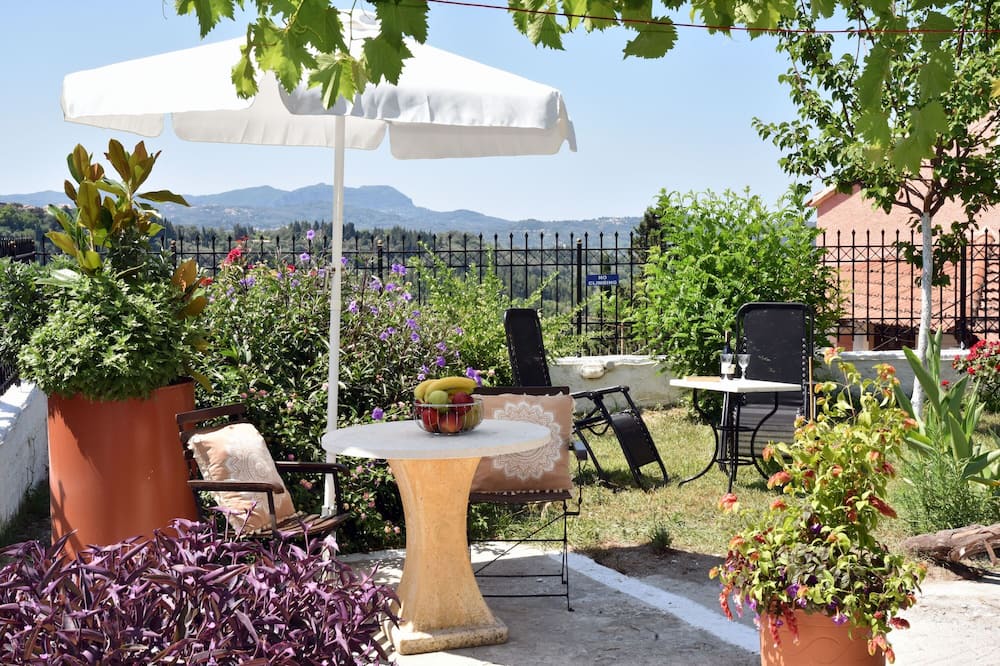 Photo of Outdoor in Antipernoi