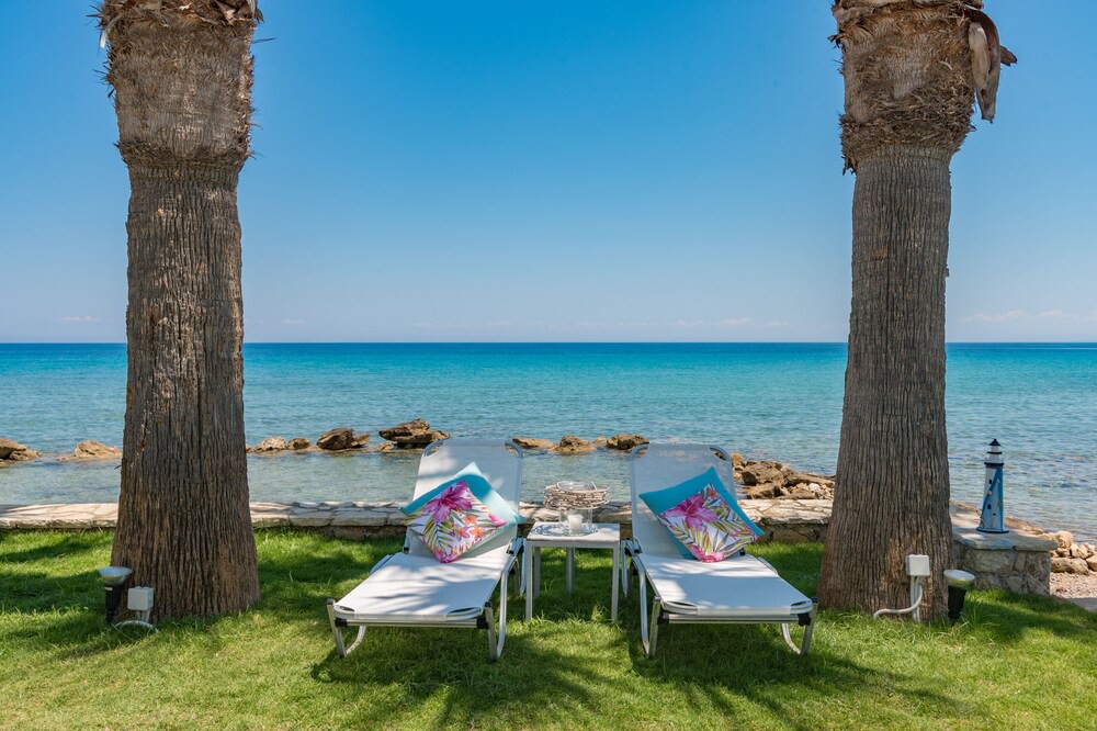 Photo of Others in Neromilos