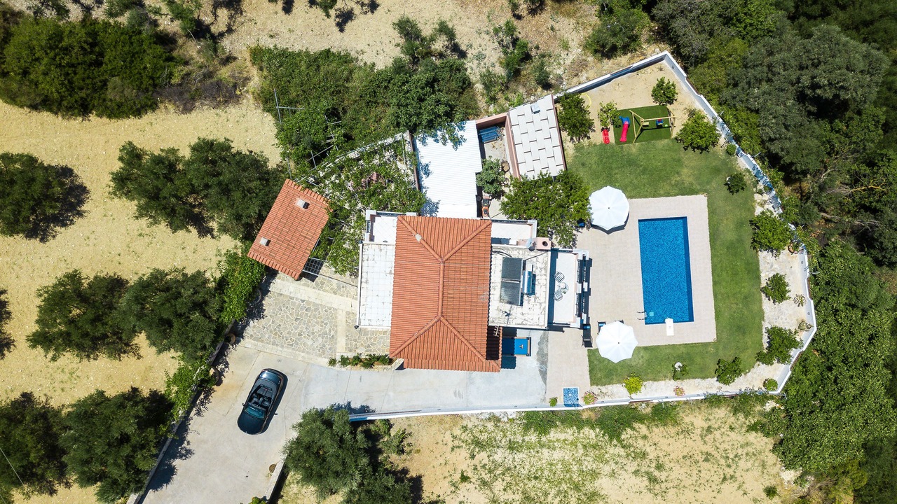 Photo of Outdoor in Perama