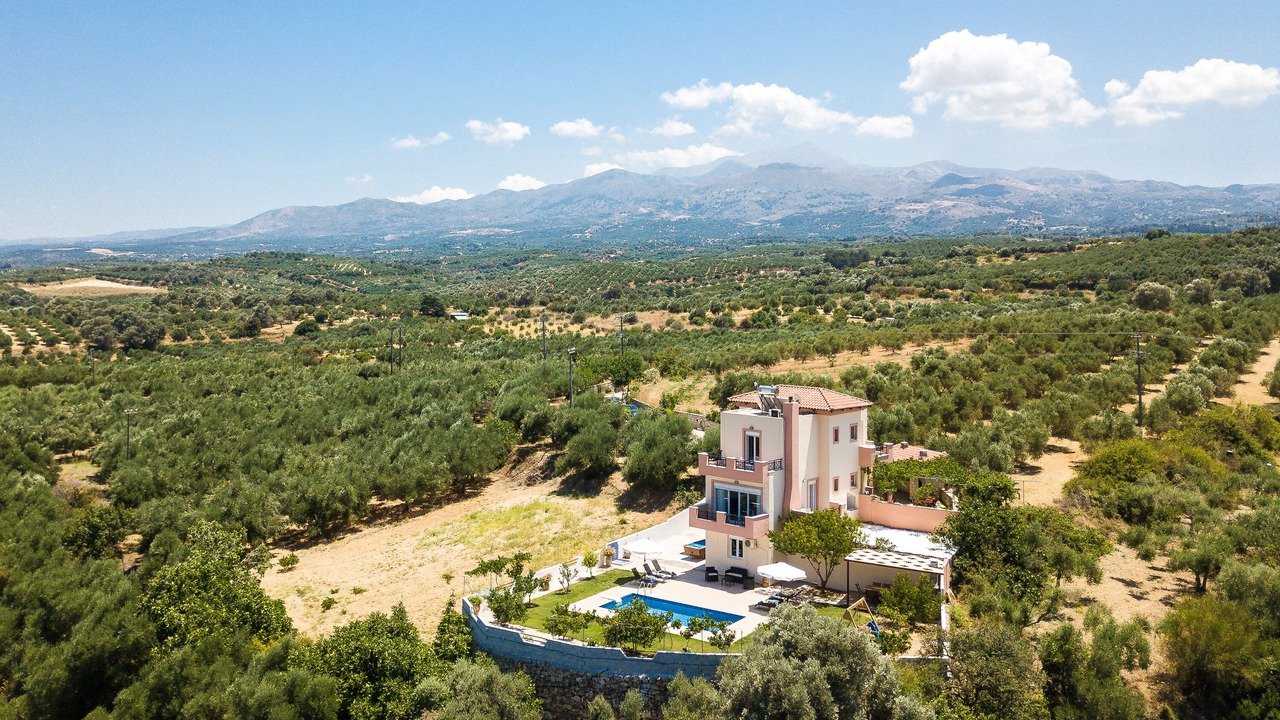 Photo of Outdoor in Perama