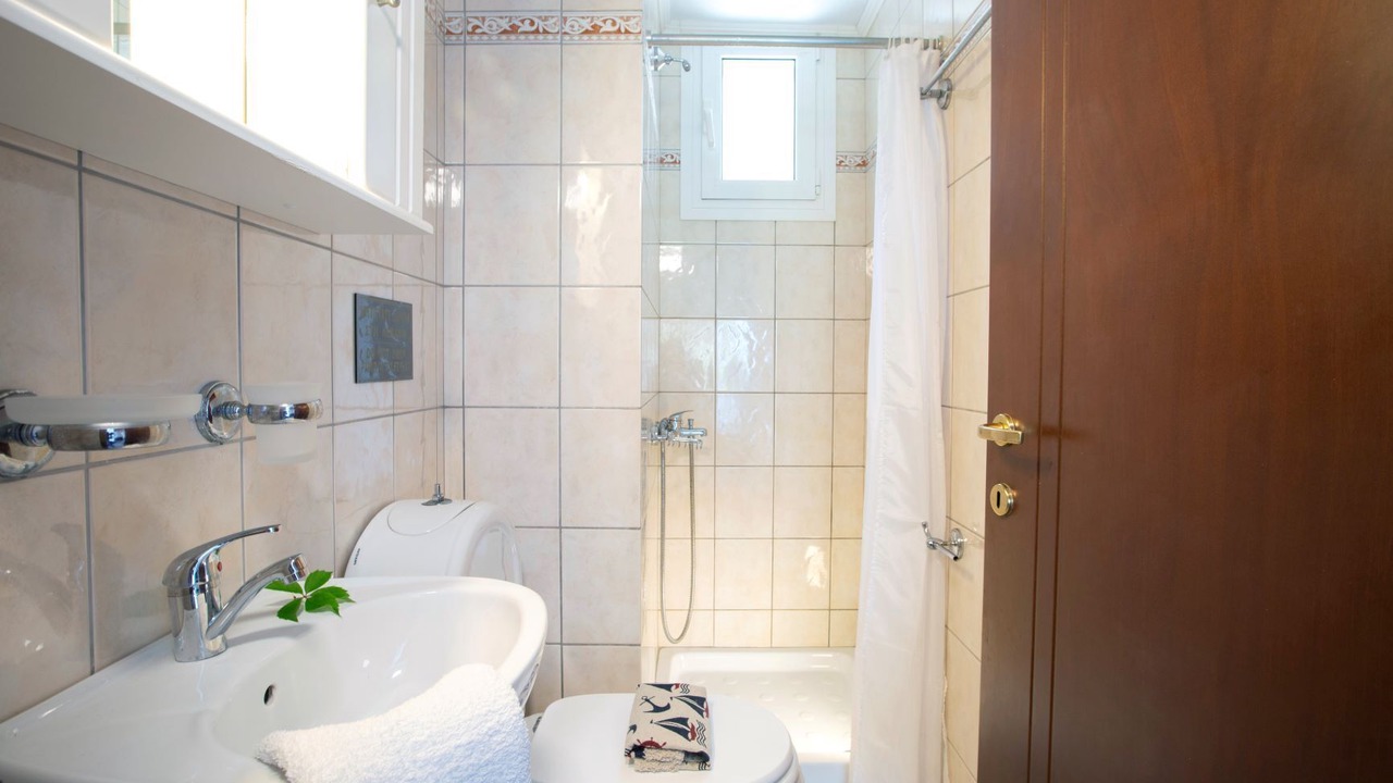 Photo of Bathroom in Evgiros