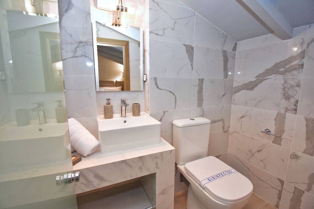 Photo of Bathroom in Limni