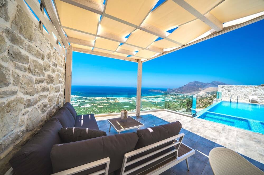 Photo of Patio Balcony in Zerviana