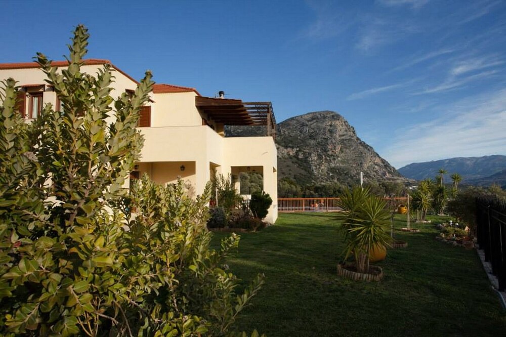 Photo of Outdoor in Spilion