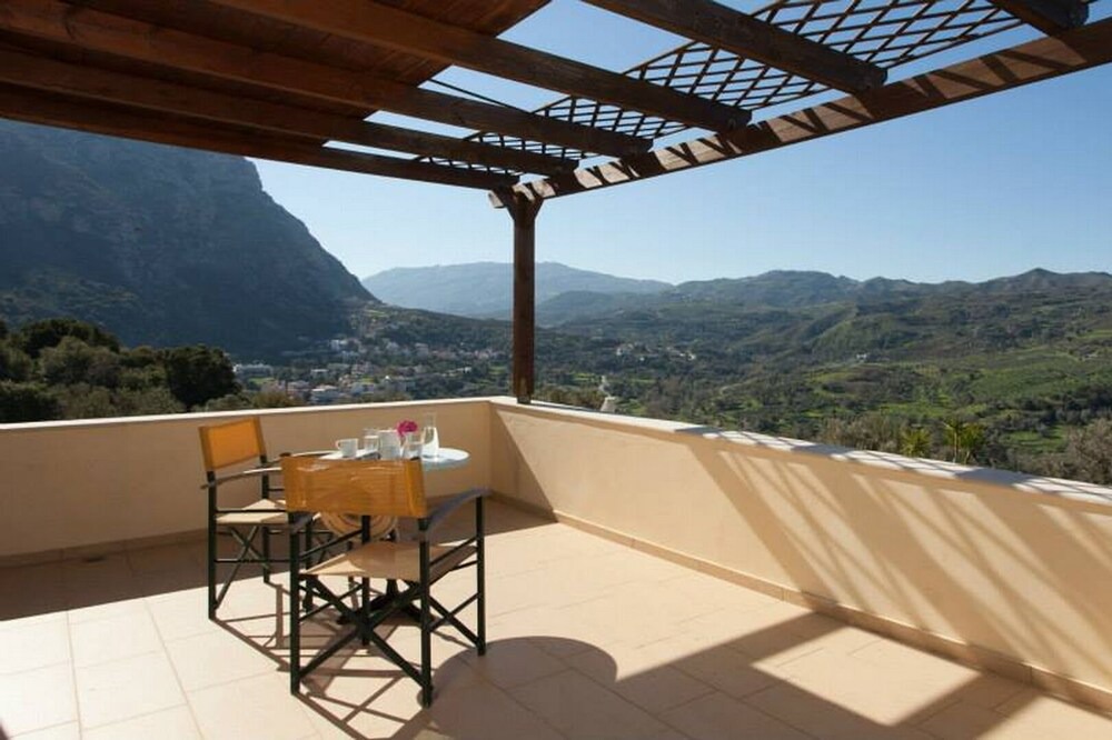 Photo of Patio Balcony in Spilion