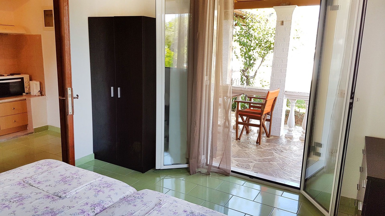 Photo of Bedroom in Messonghi