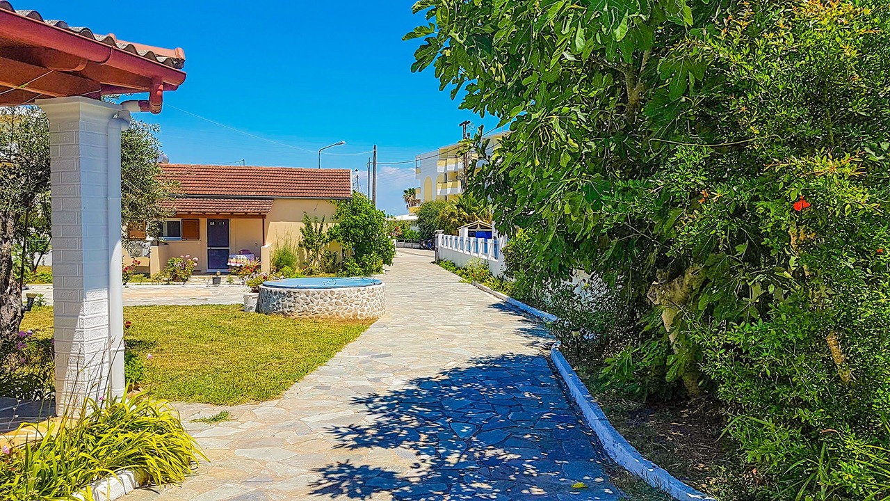 Photo of Outdoor in Messonghi