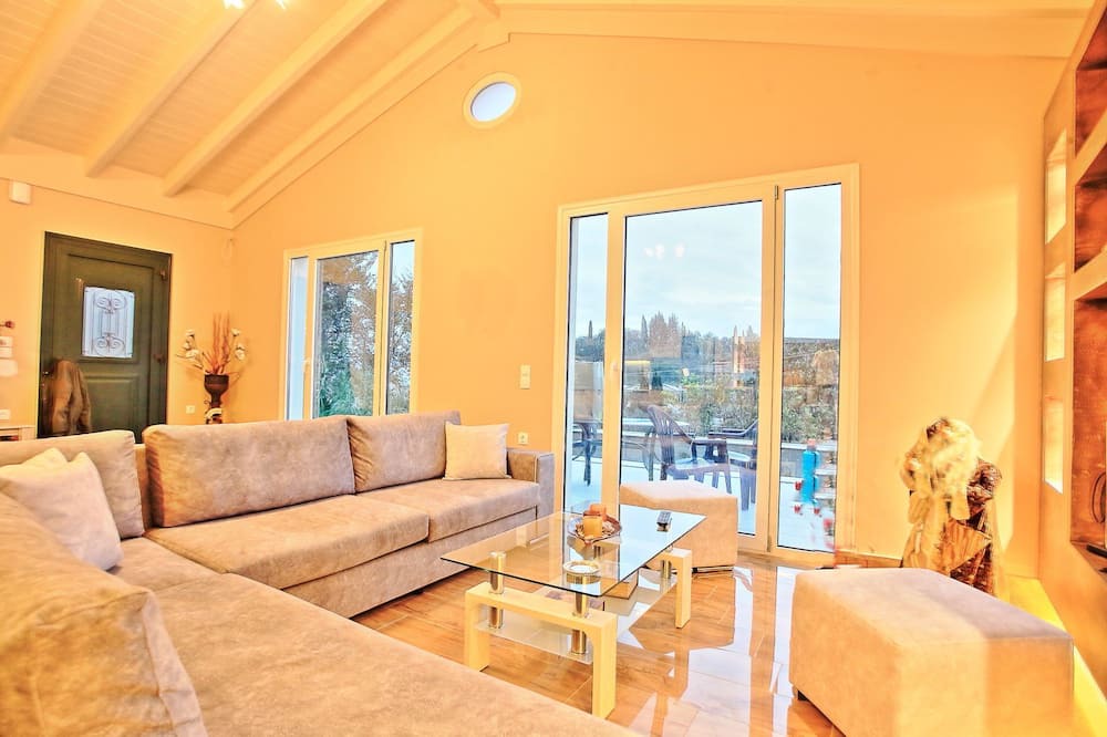 Photo of Livingroom in Kontokali