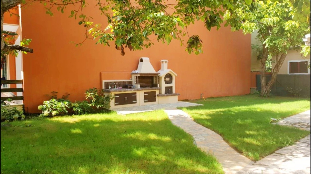 Photo of Outdoor in Dassia