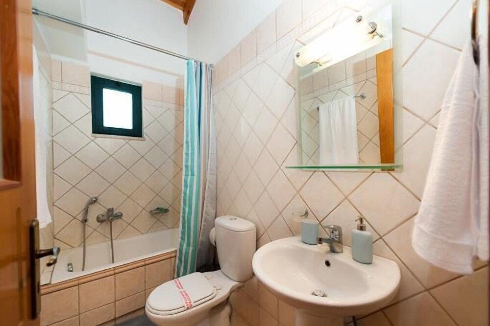 Photo of Bathroom in Provarma