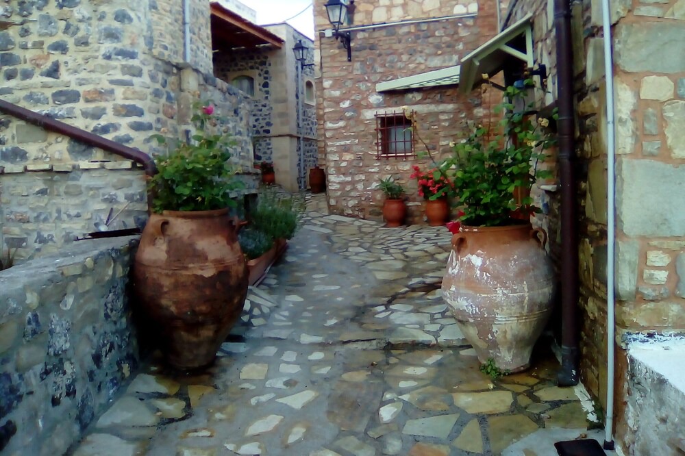 Photo of Others in Anatoli