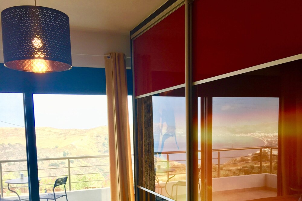 Photo of Bedroom in Plakalona