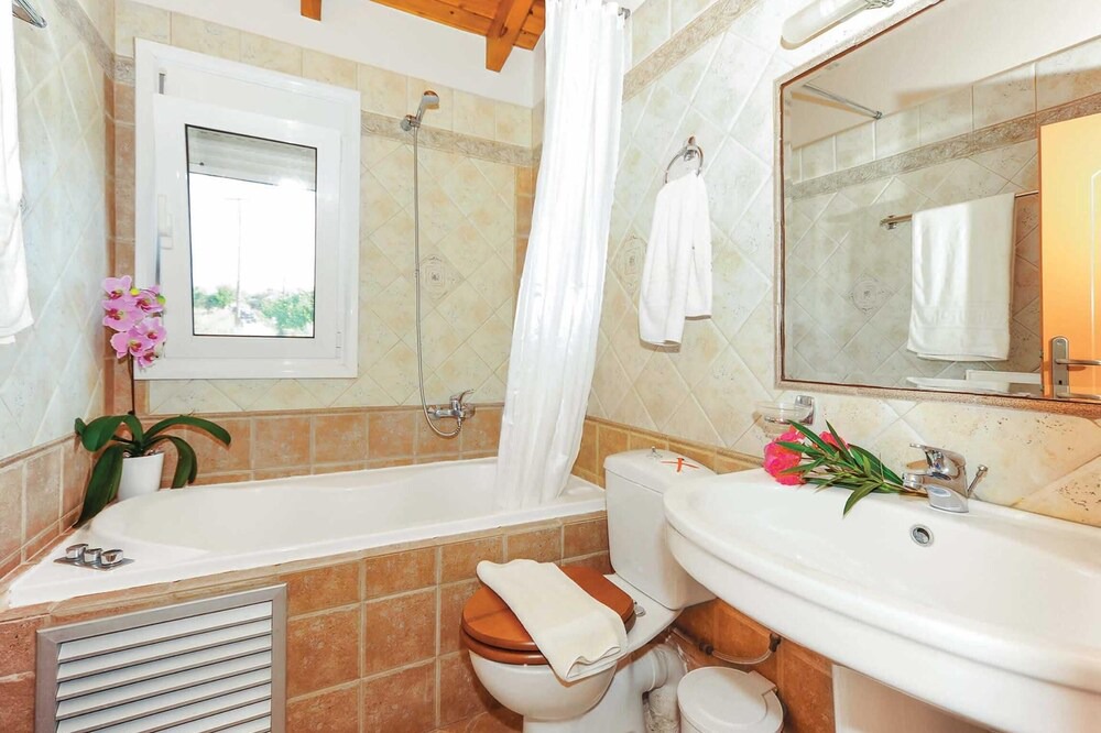 Photo of Bathroom in Adelianos Kampos