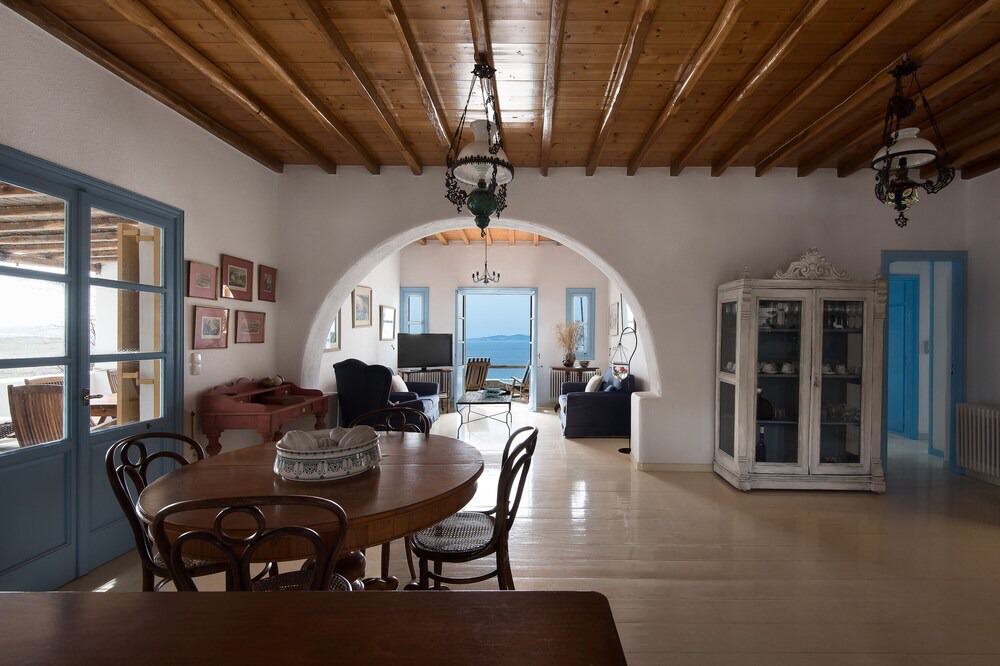 Photo of Livingroom in Houlakia