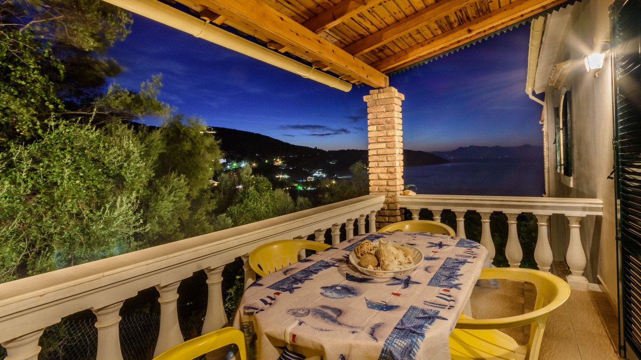 Photo of Patio Balcony in Apraos