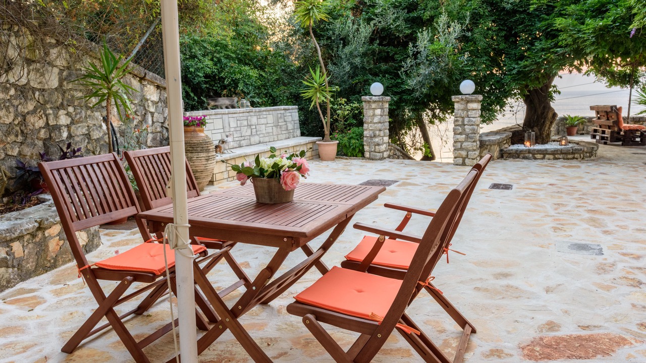 Photo of Patio Balcony in Apraos
