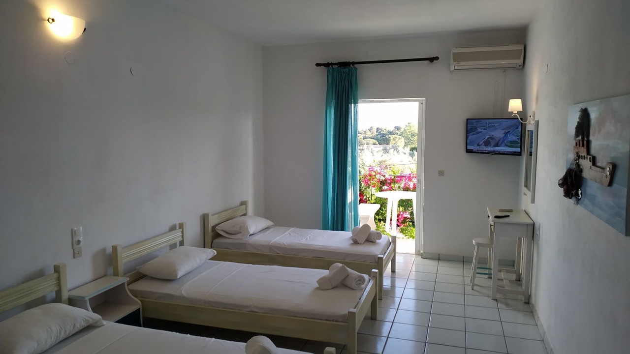 Photo of Bedroom in Troulos