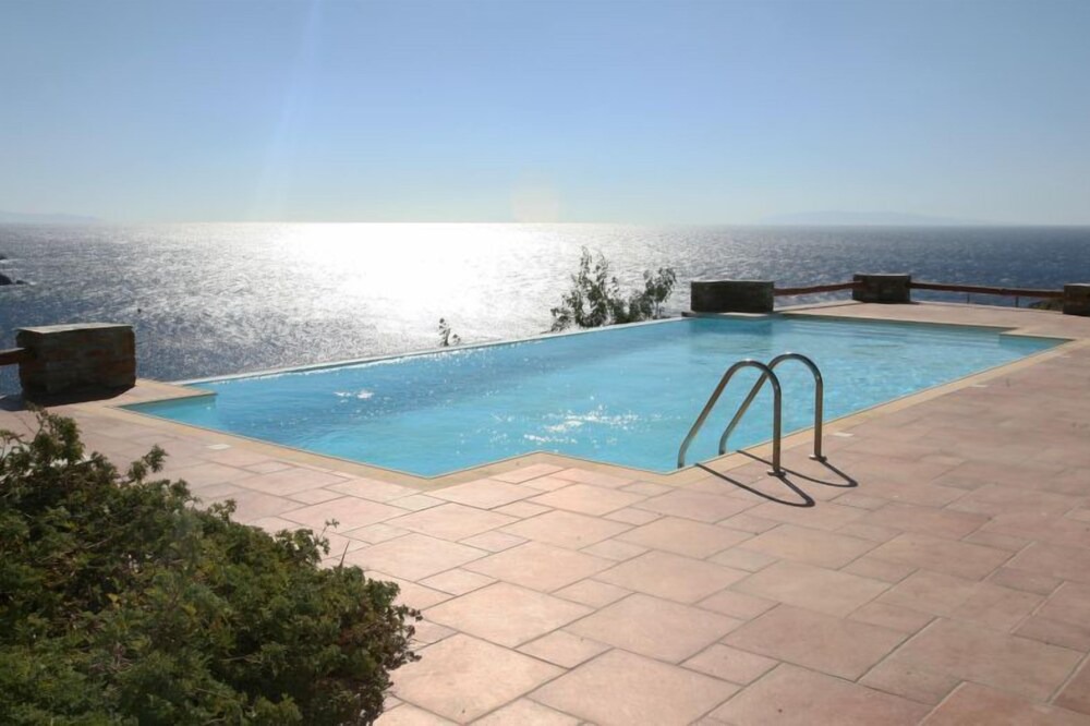 Photo of Outdoor in Ydrousa