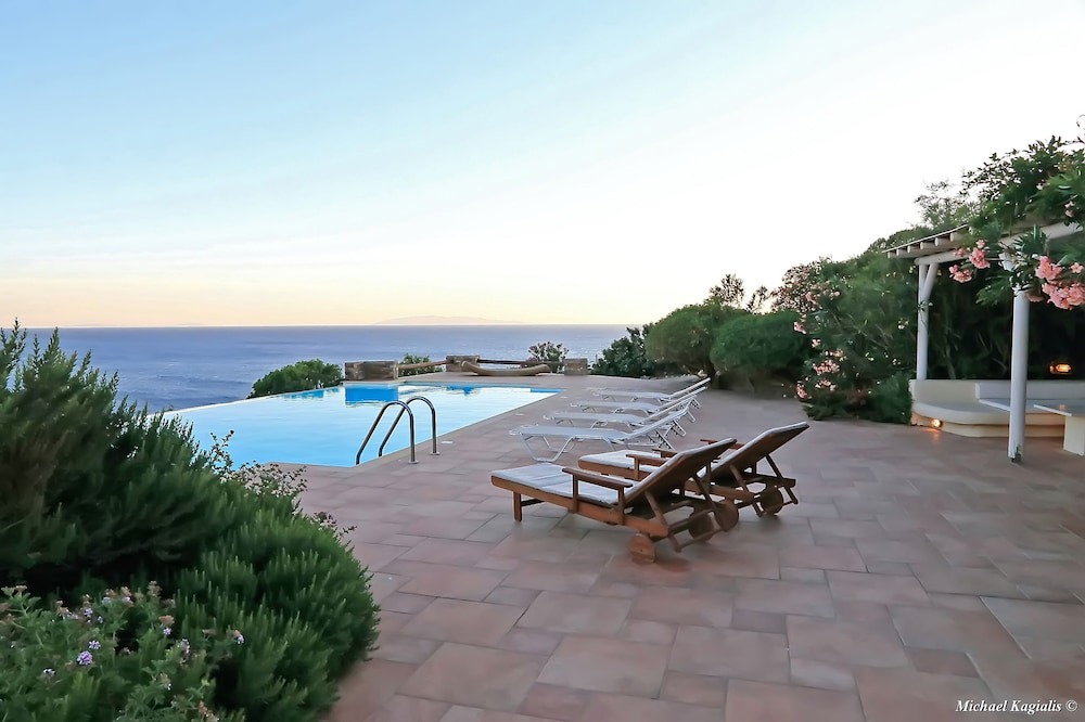Photo of Outdoor in Ydrousa