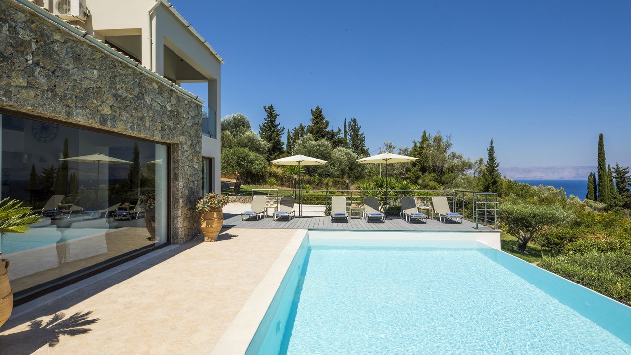 Photo of Outdoor in Perama