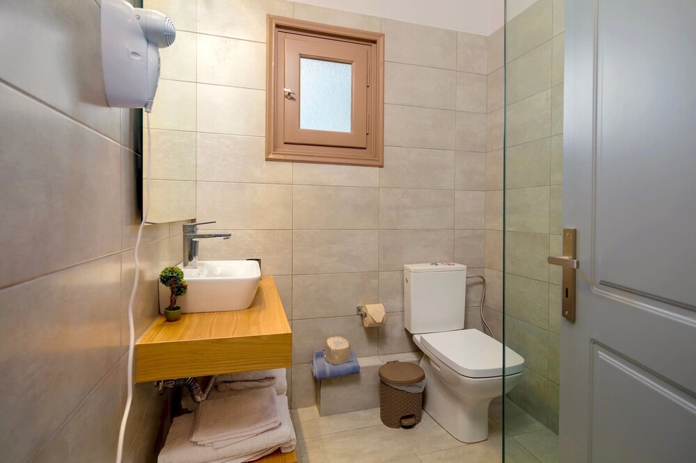 Photo of Bathroom in Kalpaki