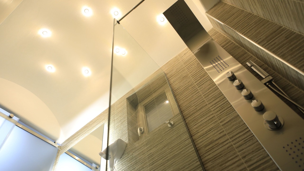 Photo of Bathroom in Schinoussa Town