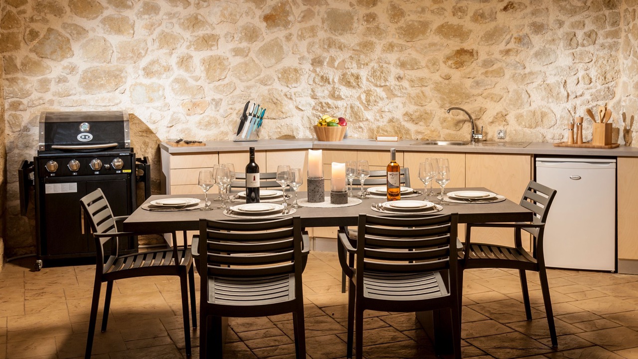 Photo of Outdoor in Perivolia