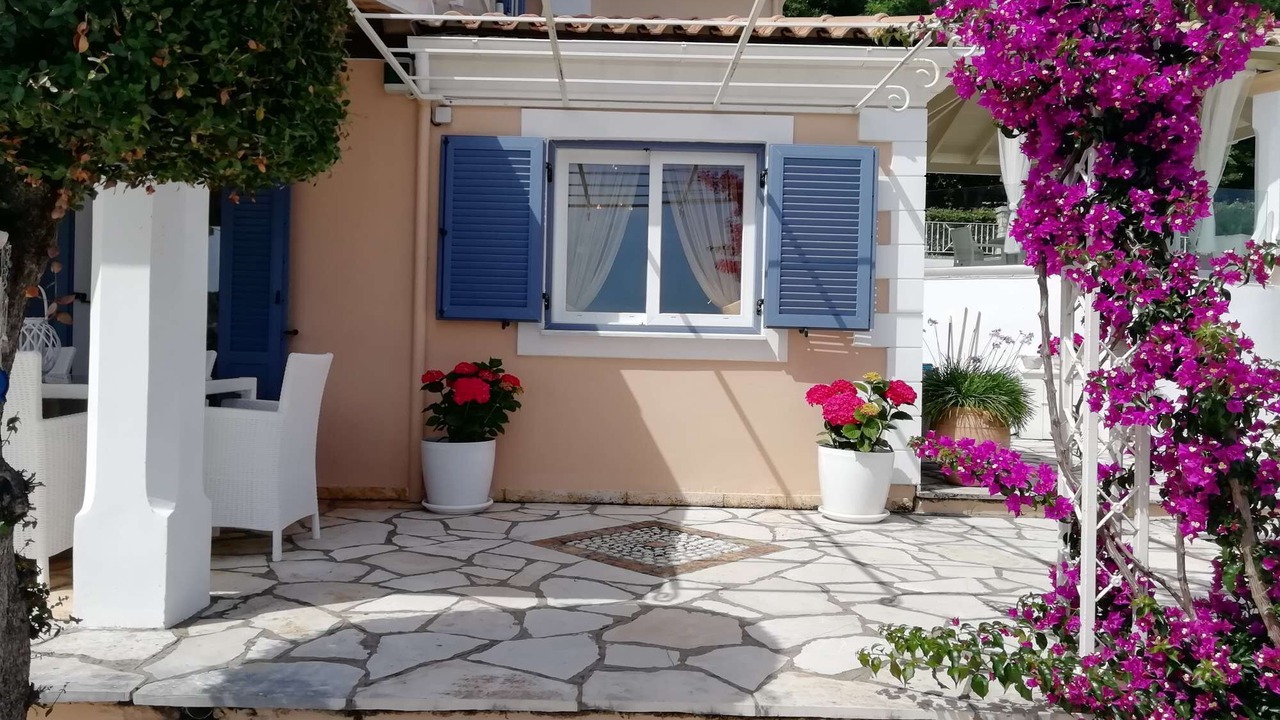 Photo of Outdoor in Apraos