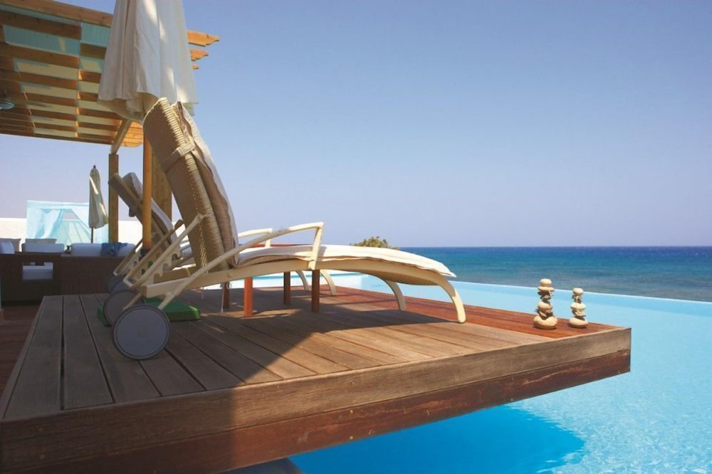 Photo of Outdoor in South Rhodes