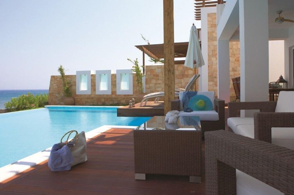 Photo of Outdoor in South Rhodes