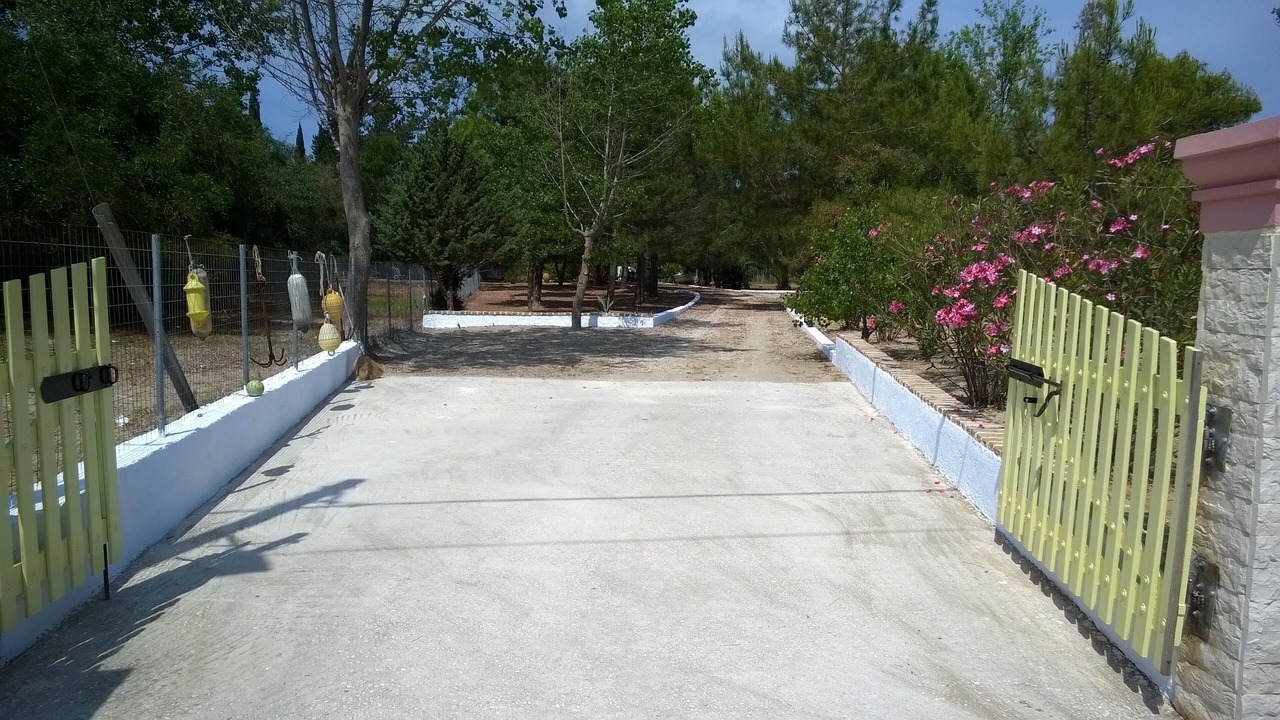 Photo of Outdoor in Melikia