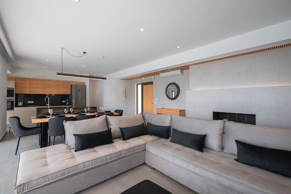 Photo of Livingroom in Pentati
