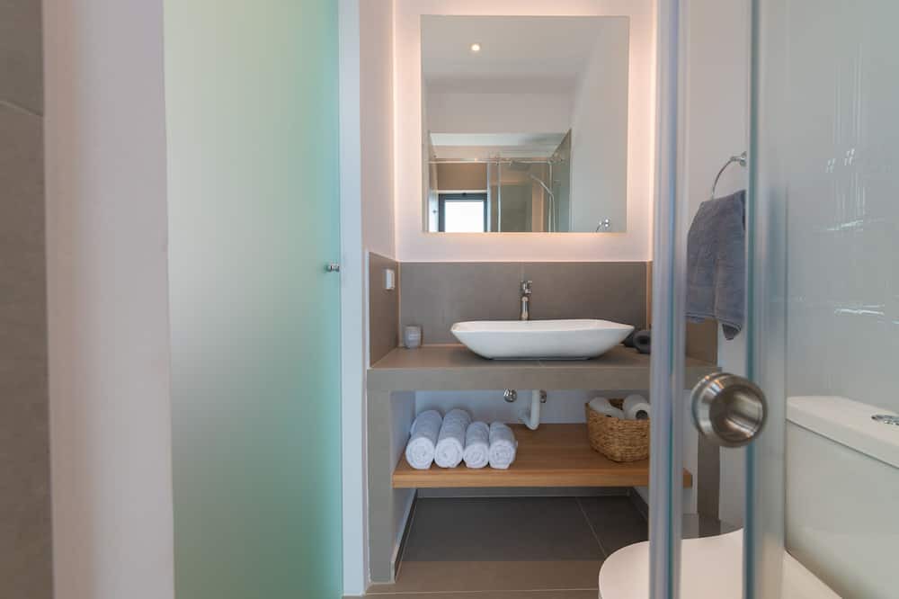 Photo of Bathroom in Pentati
