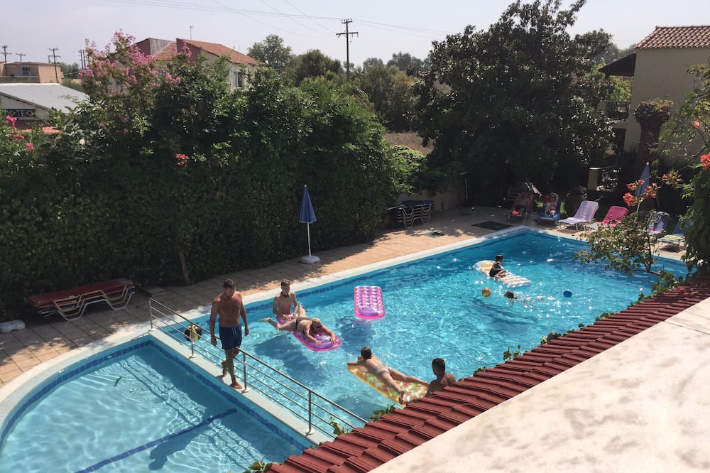 Photo of Others in Messonghi