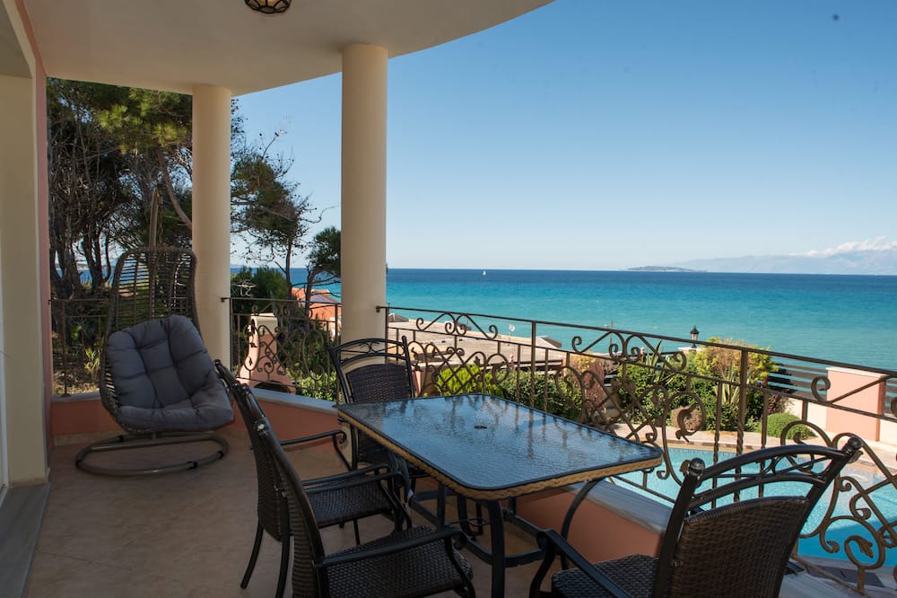 Photo of Patio Balcony in Agios Stefanos Avliotes