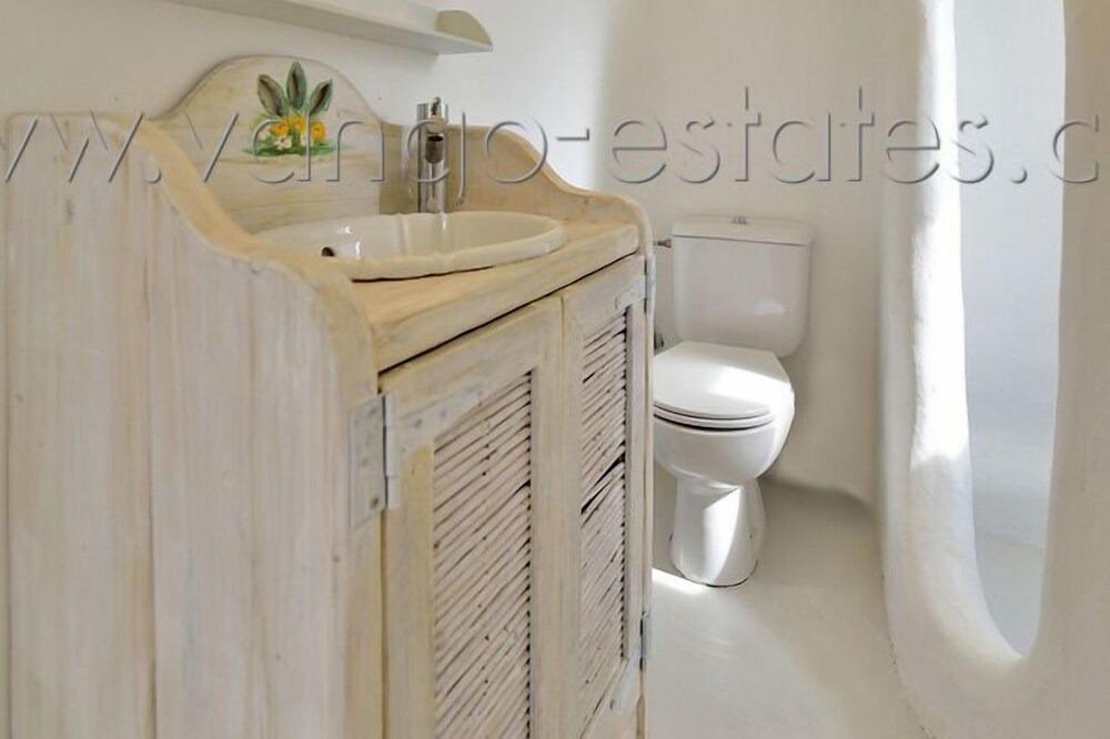 Photo of Bathroom in Panormos