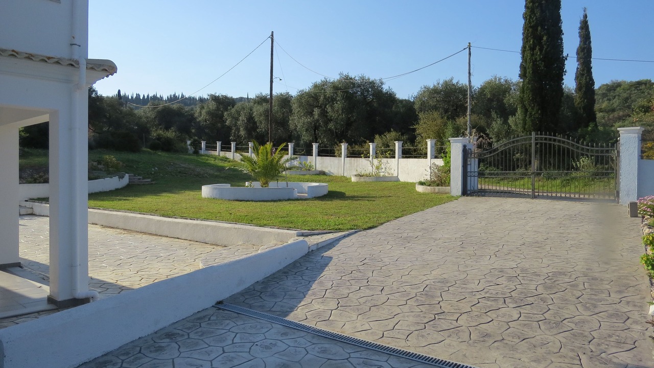 Photo of Outdoor in Sfakera