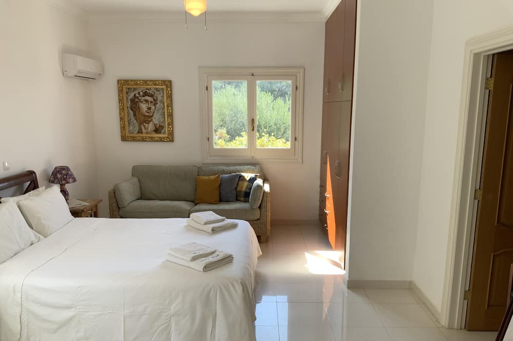 Photo of Bedroom in Agios Ilias