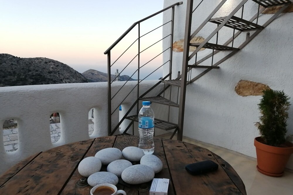 Photo of Patio Balcony in Koronos
