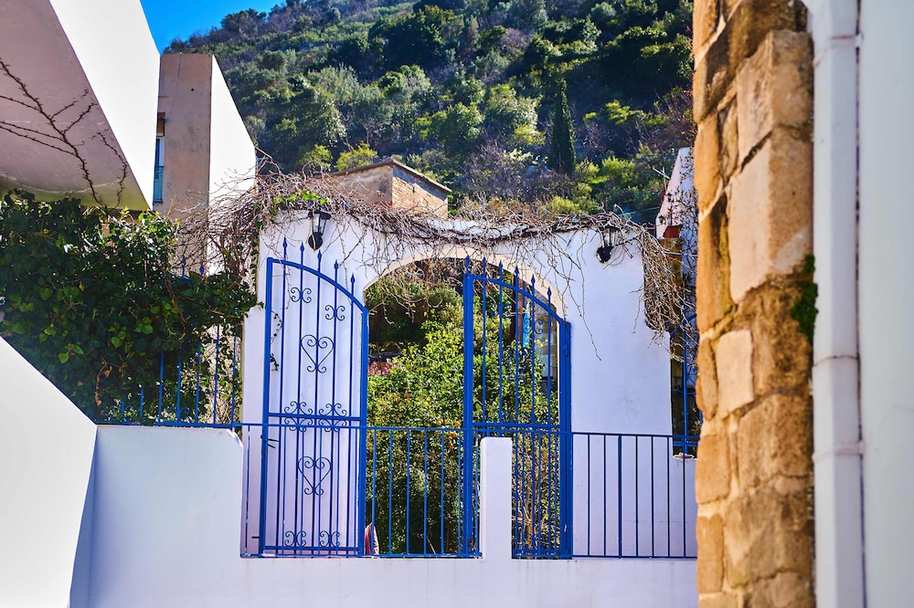Photo of Outdoor in Argyroupoli